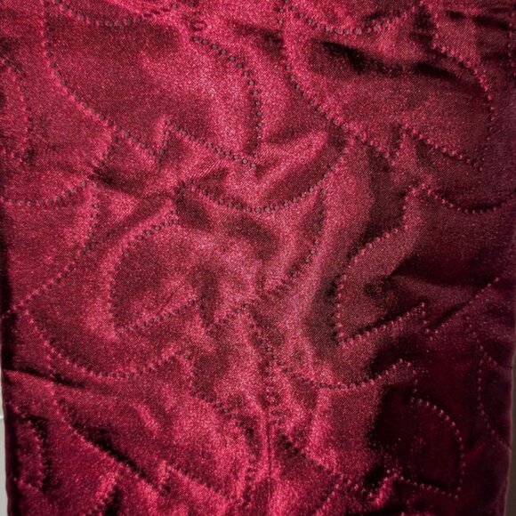 NEW Trim A Home Dark Christmas Wine Burgundy Solid Quilted 48" Tree Skirt NWT - Picture 3 of 4